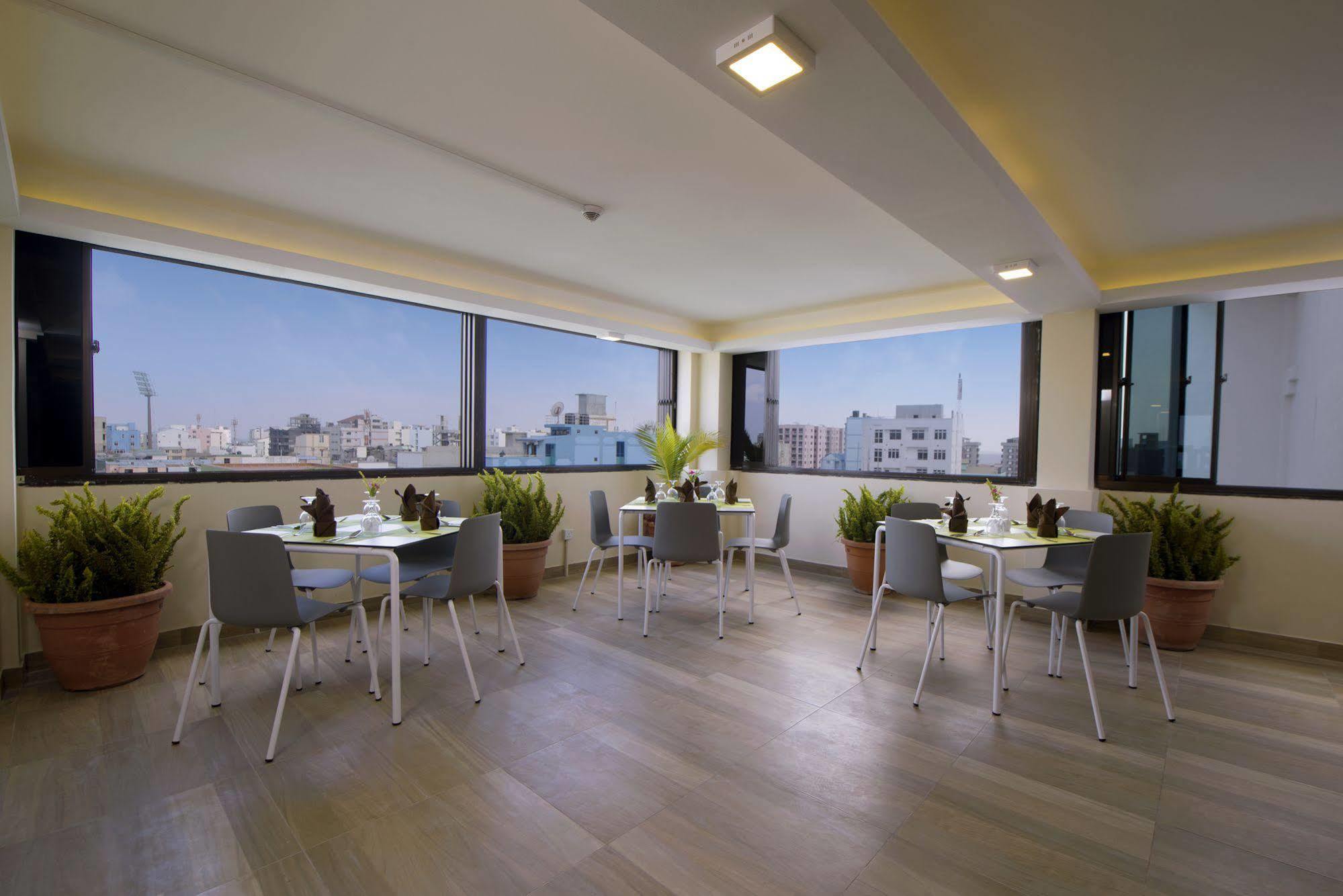 Champa Central Hotel Мале Экстерьер фото