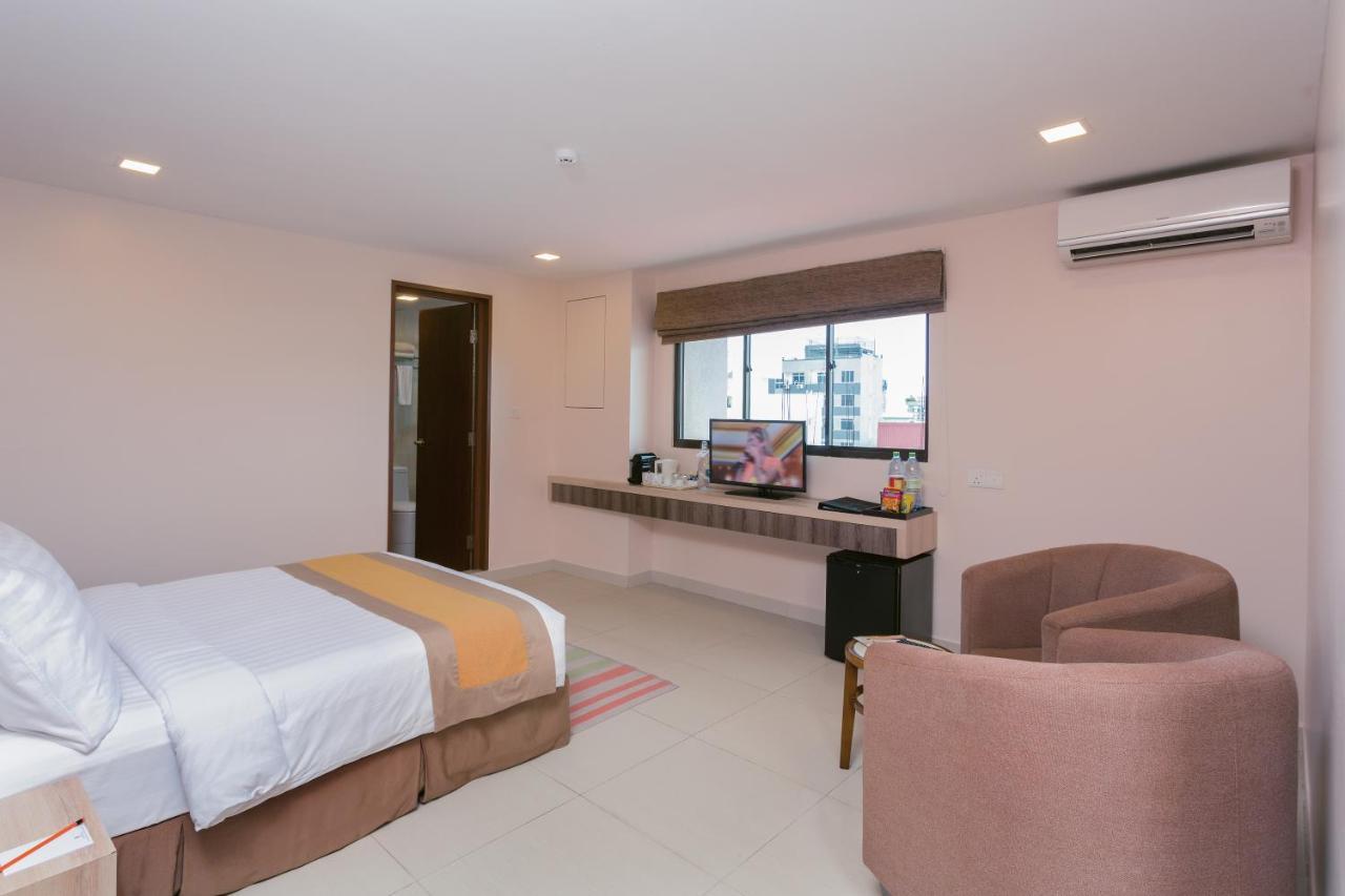 Champa Central Hotel Мале Экстерьер фото